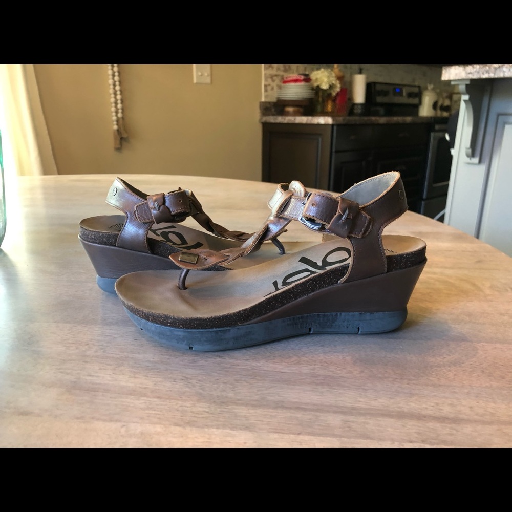 COPY - OTBT Graceville Wedge.